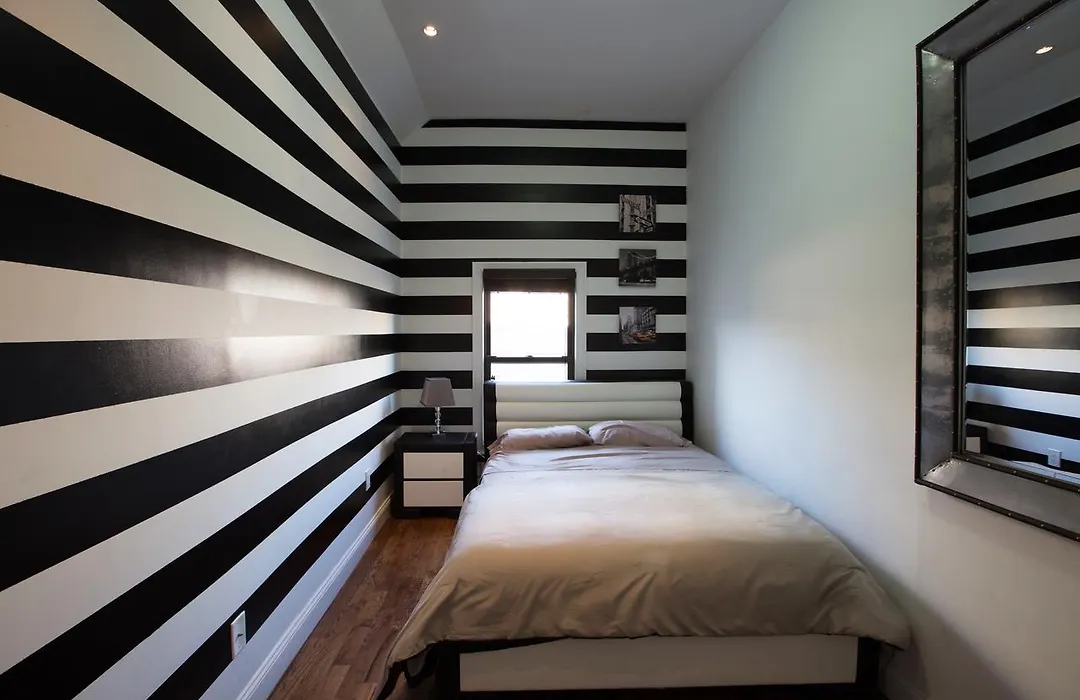7 Bedrooms I Love You-1